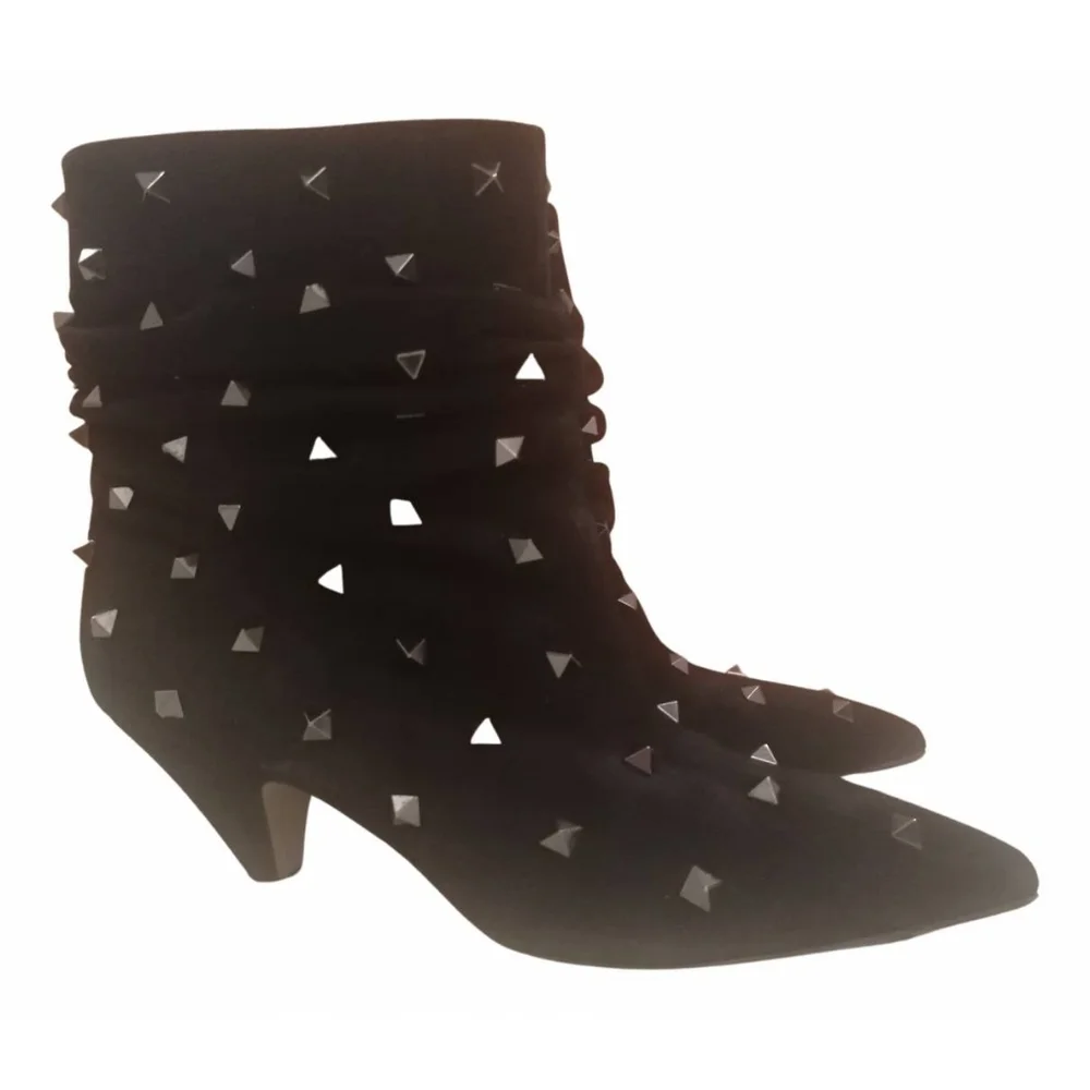 Authentic Valentino Garavani All-over Rockstud suede pointy booties - Picture 2 of 9